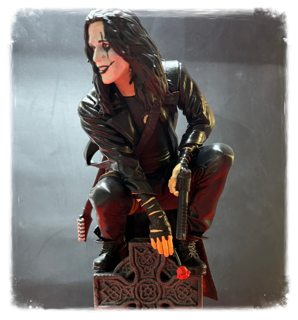 Eric Draven ( the Crow)