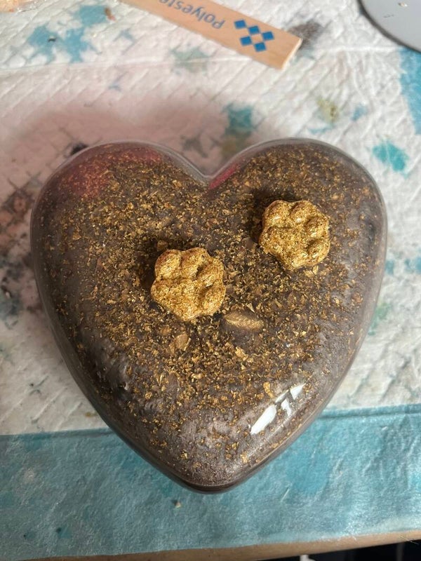 Ashart maat L “dierenpootjes” in taupe/goud met afsluitbare uitsparing