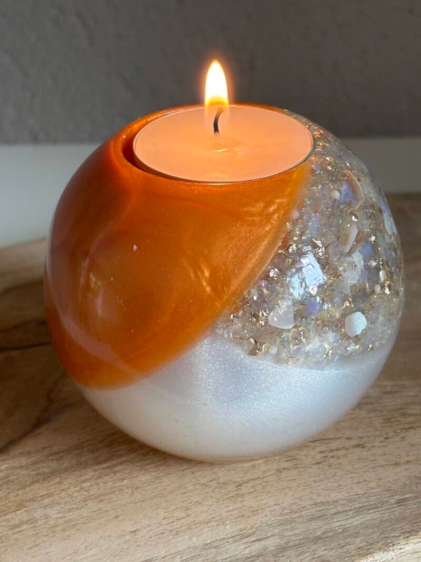 Epoxy bol kaarshouder in lichtbrons/wit/goud/glasstukjes