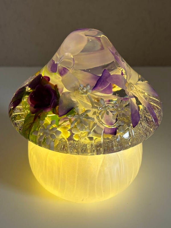Pot “paddestoel” met led-lichtje