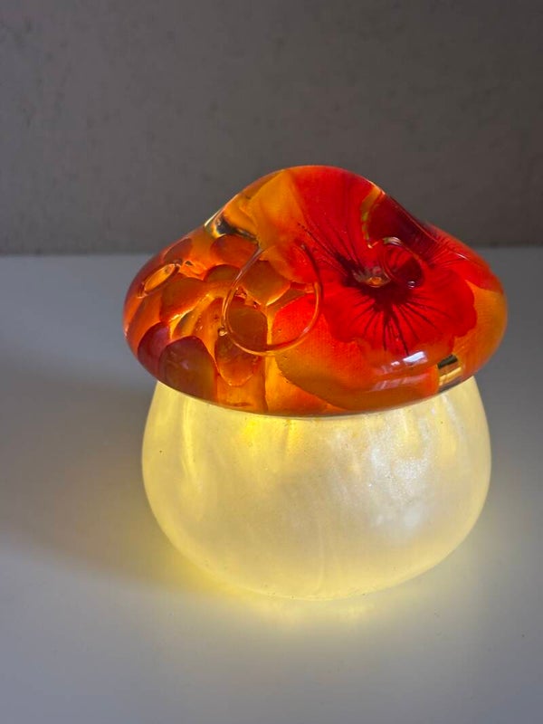 Pot “paddestoel” met led-lichtje
