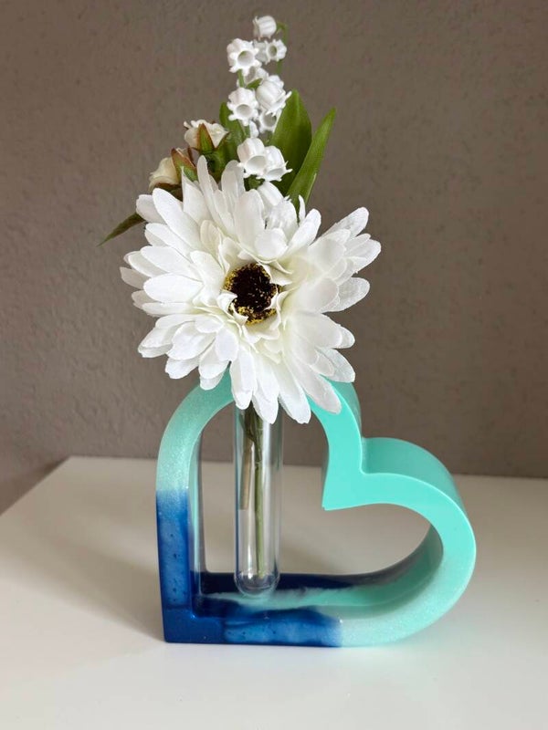 Vaashouder hart met vaasje