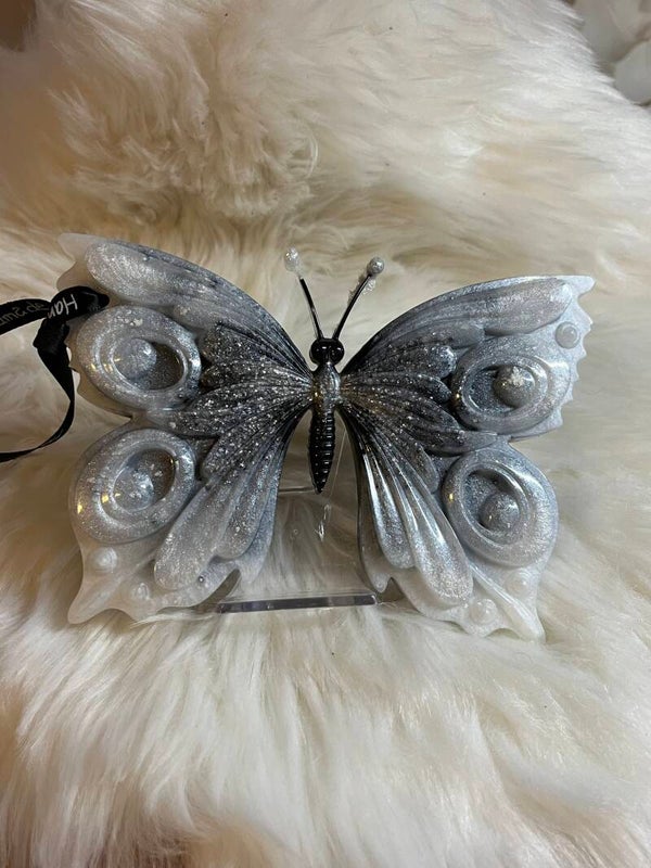 Epoxy Vlinder groot. Gegoten met epoxy, handwerk