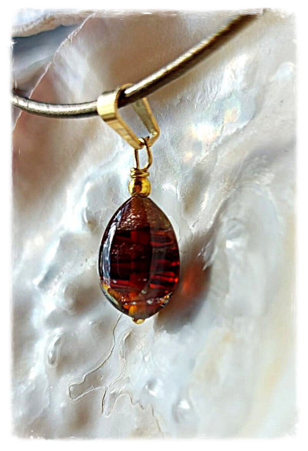 Herinneringskraal / hanger / askraal / kraal met crematie as: 'Teardrop' - Topaas amber goud