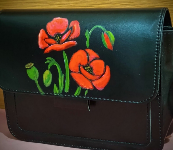 002-Poppy's