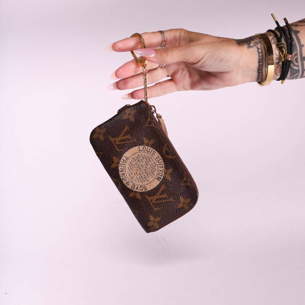 LV Coin purse limited edition