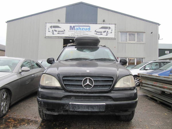 2001 Mercedes ML 320 W163 4X4 Demontage sloop (146)
