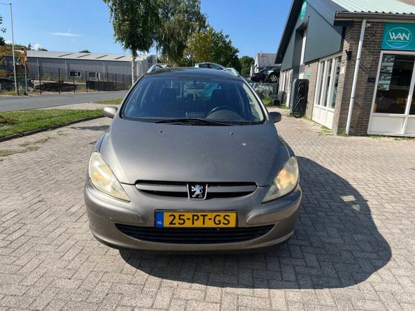 2004 PEUGEOT 307 BREAK SW 2.0 Demontage (561)