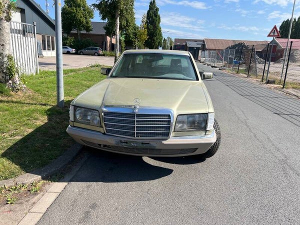 MERCEDES S SE W126 280 2.8 Demontage (559)