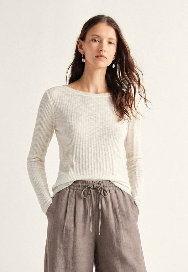 Long sleeve T-shirt