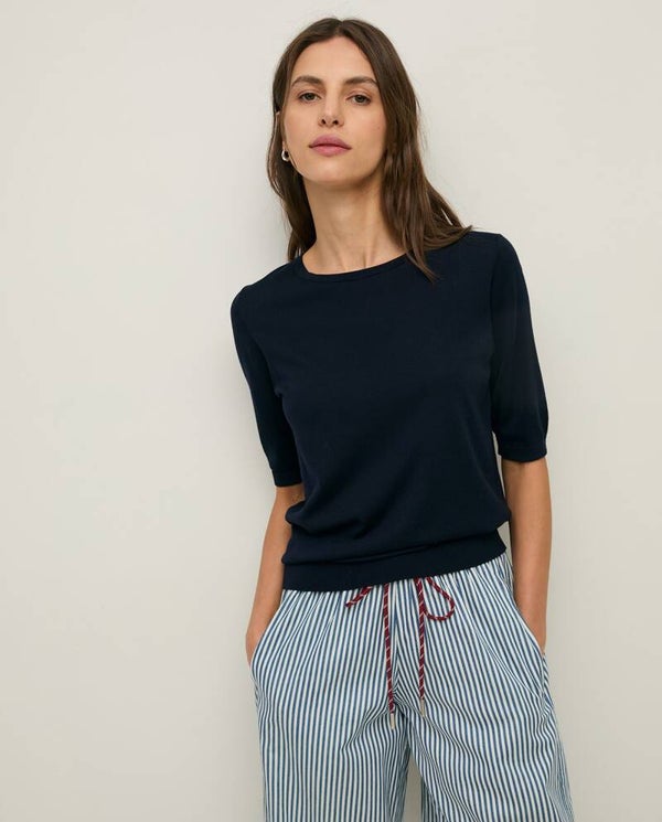 Short-sleeve sweater