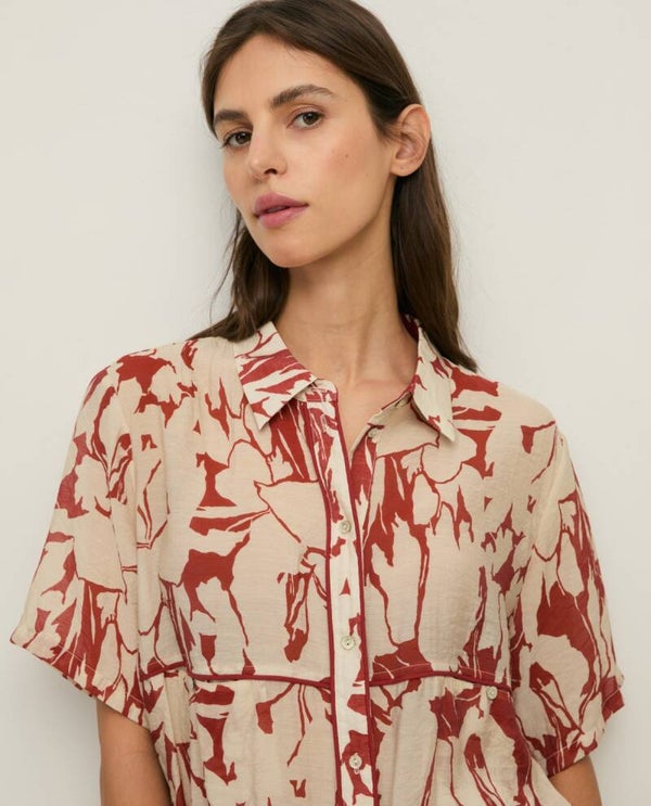 Floral-print blouse