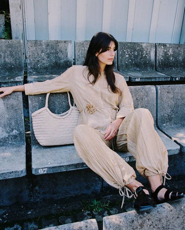 Pleated Mao-neck blouse