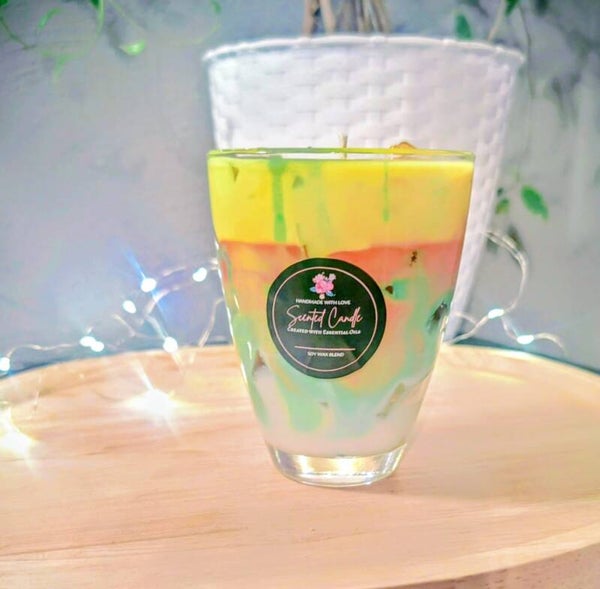 Fruchtige Ananas Ice Latte