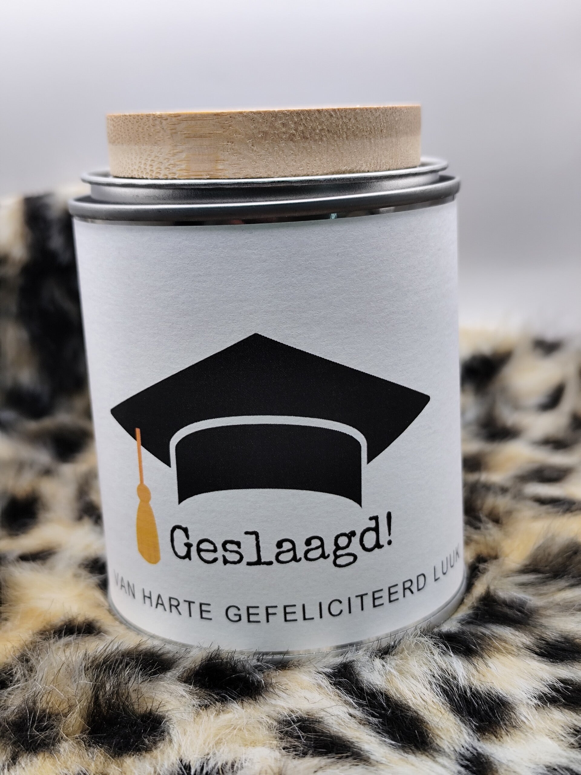 Geslaagd blikje incl. bier opener met magneet