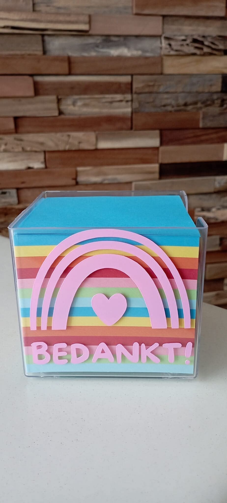 Notitie blaadjes in houder