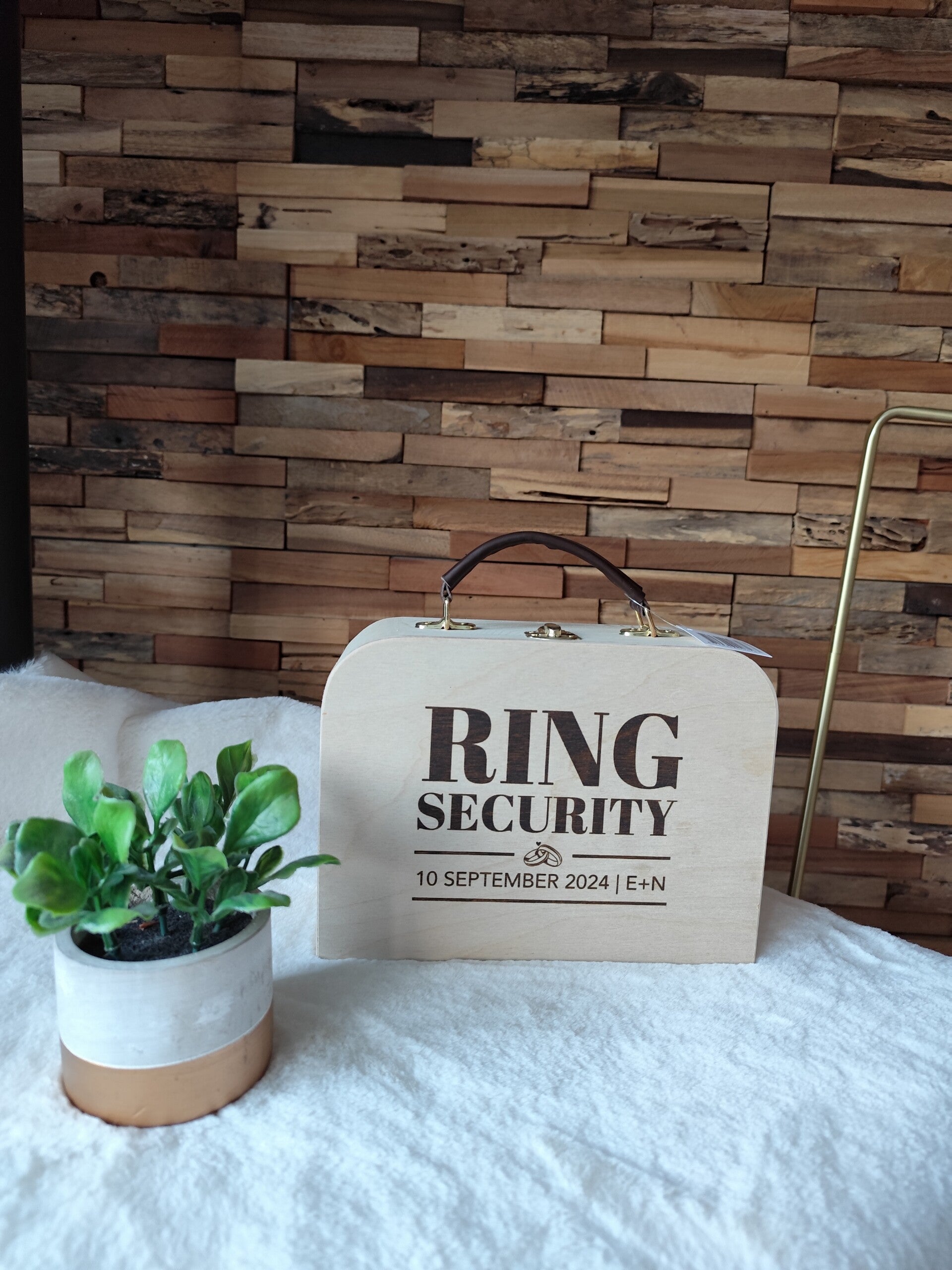 Houten koffer bruiloft