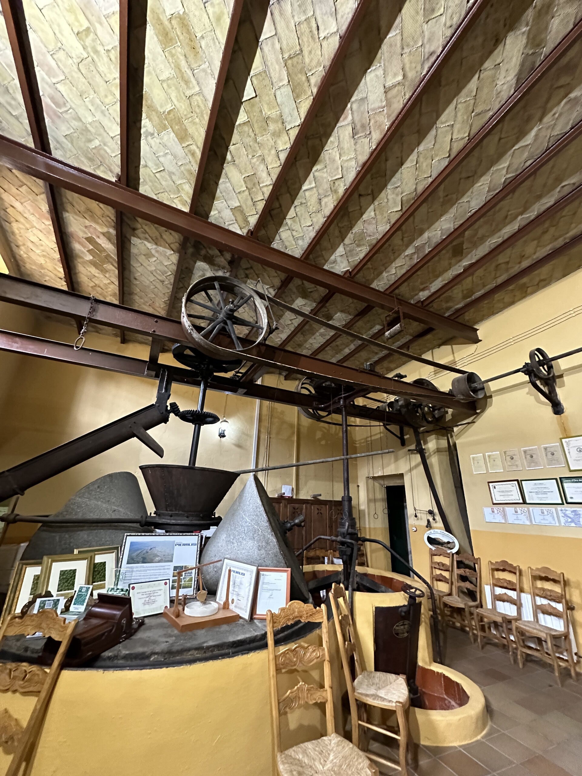 Öl-Mühle Tabernas mit Dirk.jpg