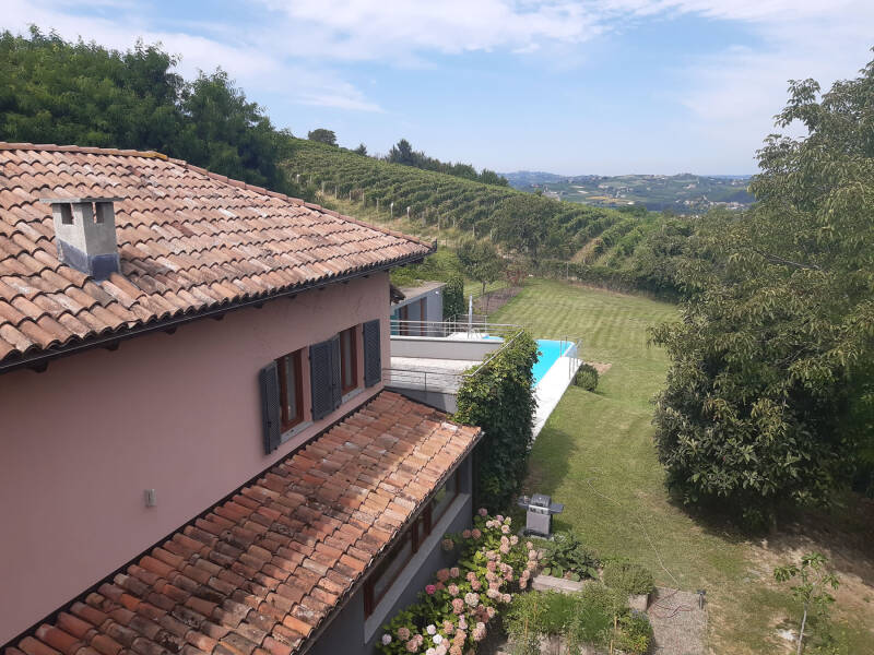 Villa Architetti met infinitypool in Piemonte voor 4 tot 14 personen