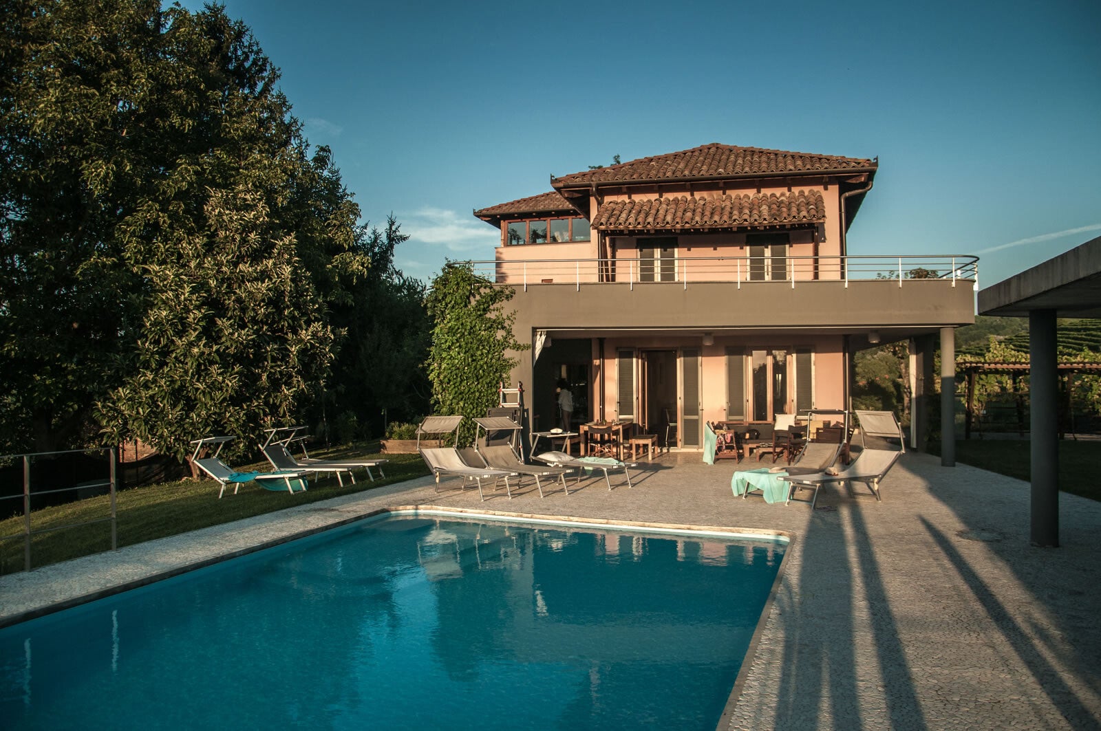 Villa Architetti met infinitypool in Piemonte voor 4 tot 14 personen
