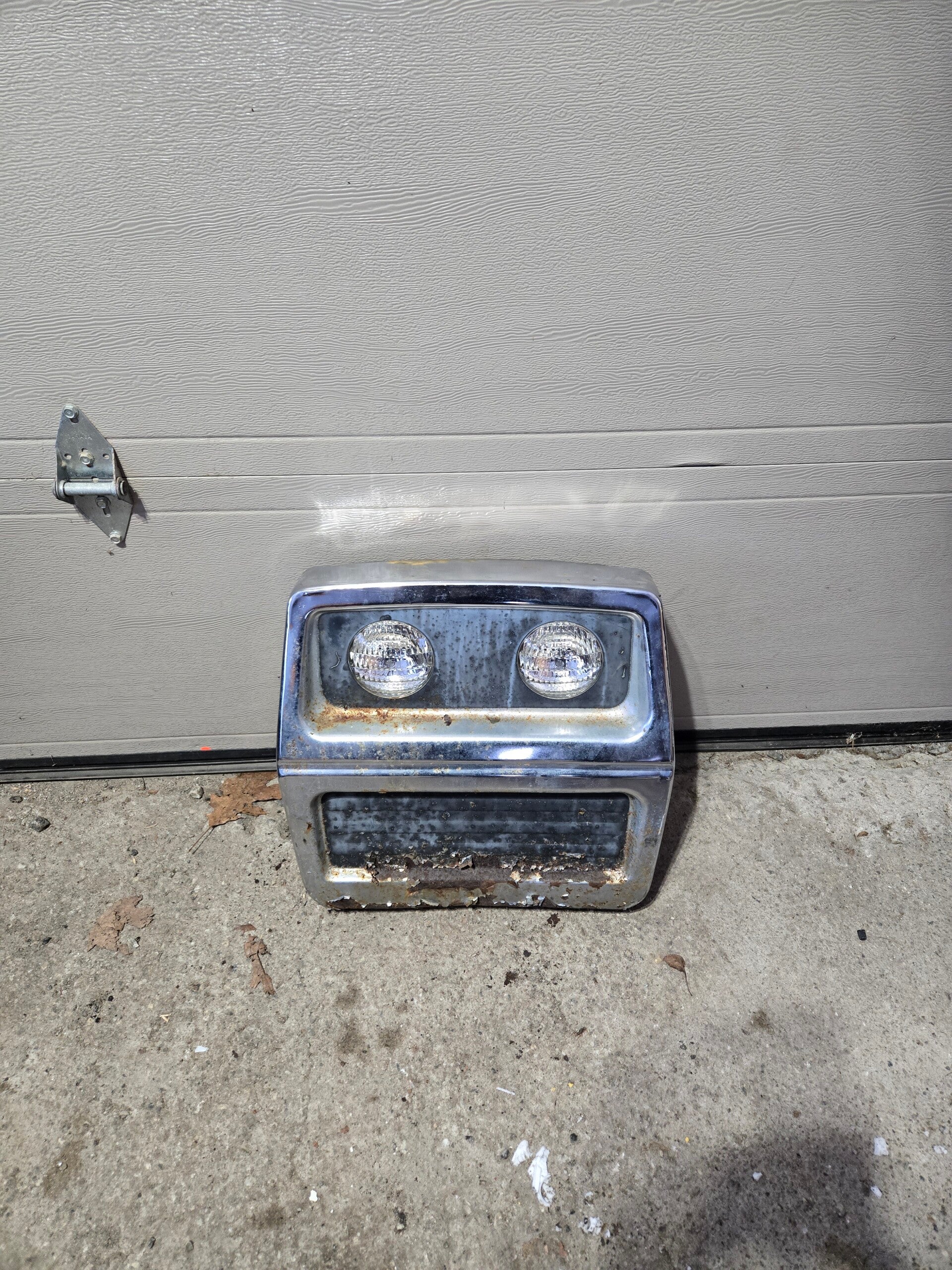 Calandre en Chrome de Tracteur Turf Trac ( MTD)