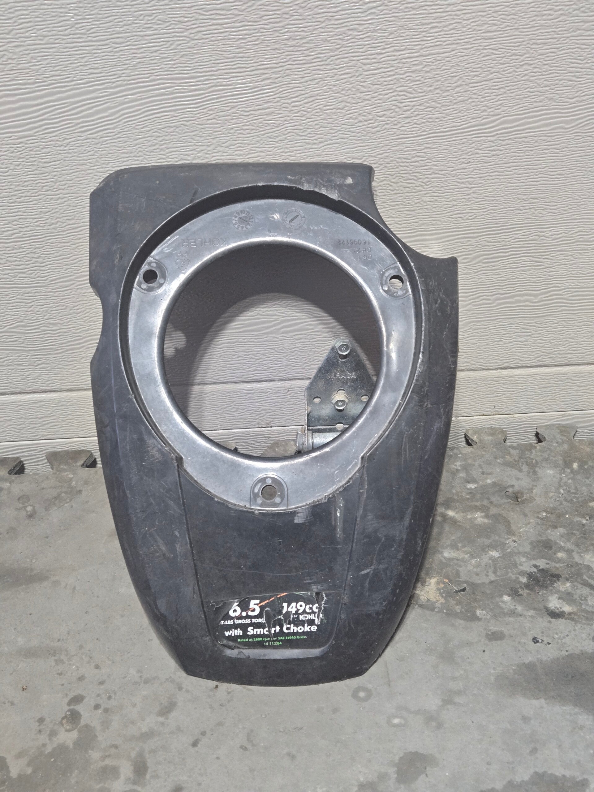 Couvre moteur de tondeuse  kolher XT650