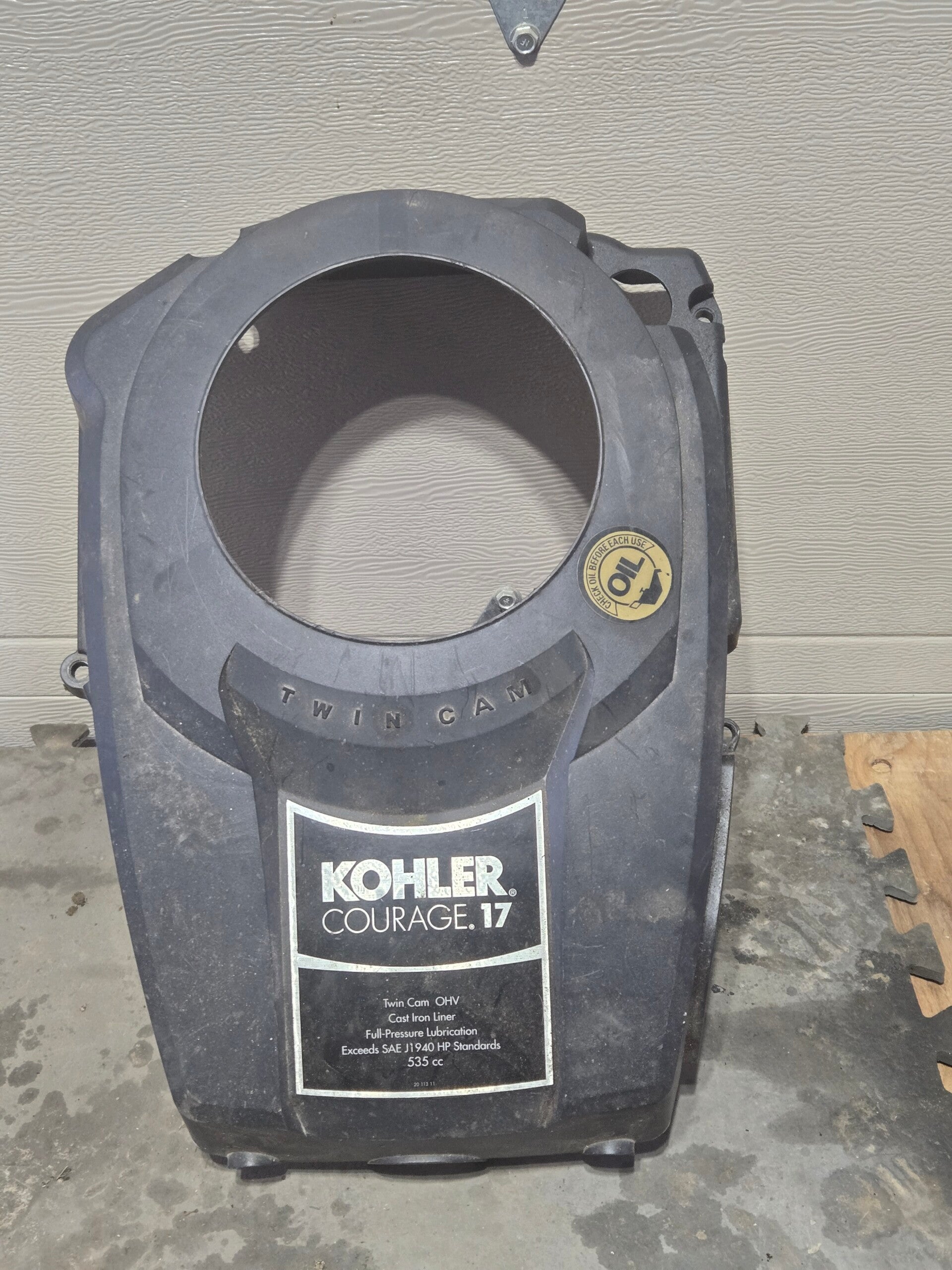 Cache Moteur de tracteur Kolher 17hp courage