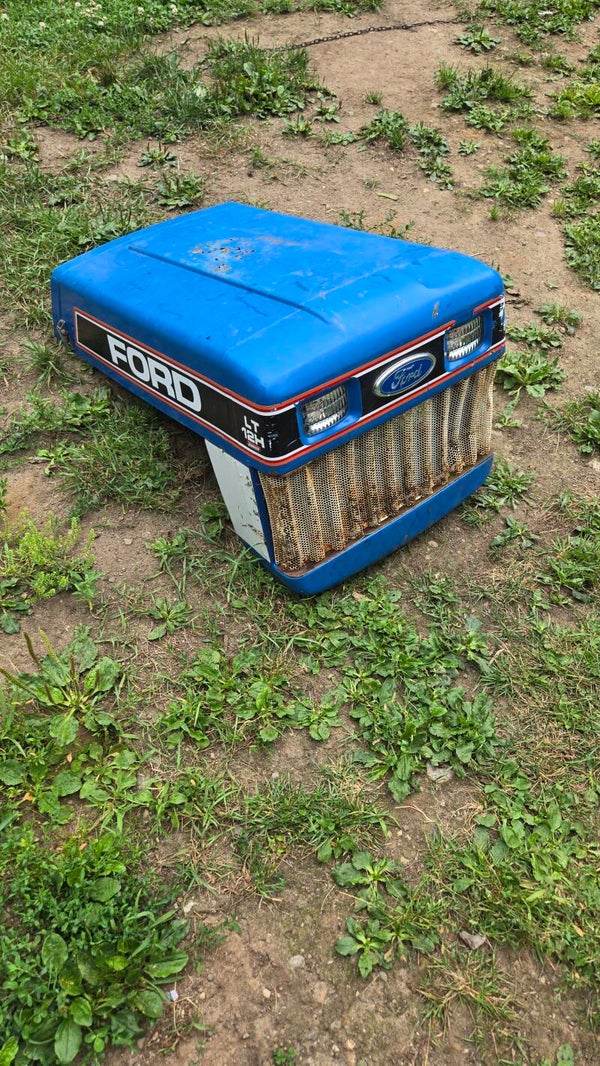Capot Ford