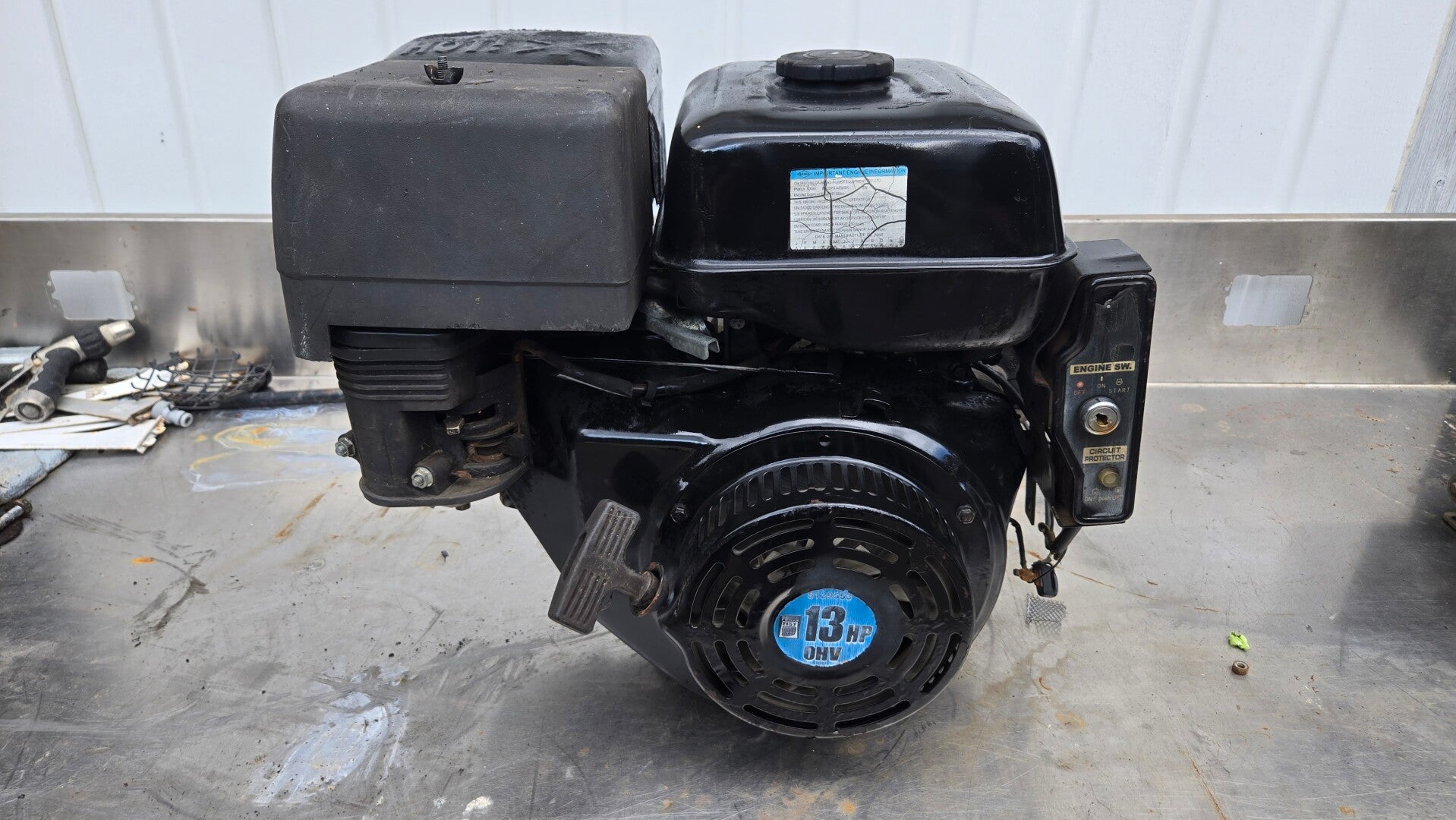 Moteur 13 HP Power Fist OHV avec démarreur électrique - Shaft 3/4 pouce