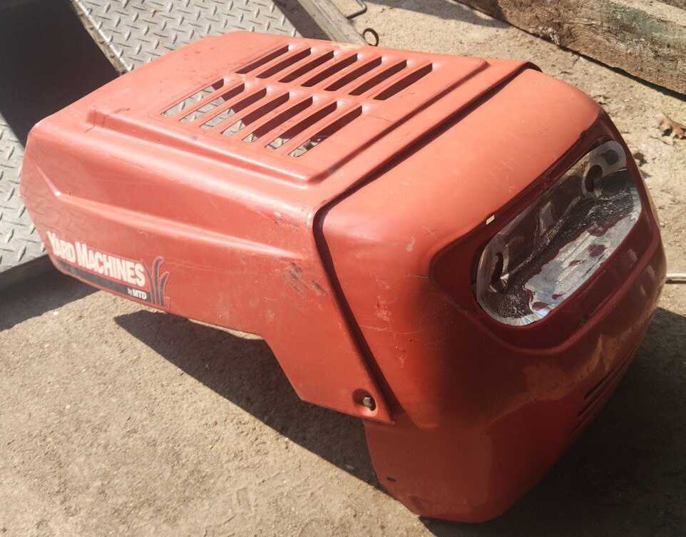 Capot Yard Machine MTD