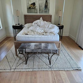 43fa04fd-f54a-45c8-94c4-4d7f179db974-standard.jpg