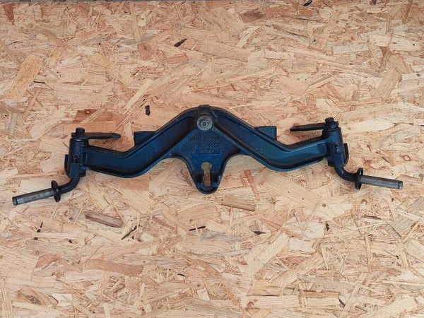 Essieu avant john Deere Lt170