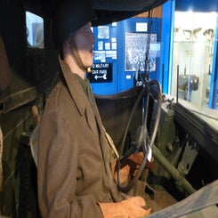 2016_4043-museum-vliegbasis-deelen-10-sept-standard-mkzshh.jpg