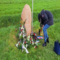 2024_0826-herdenking-bij-monument-robert-georges-heckmann-sas-operatie-amherst-verlengde-grensweg-gieten-12-apr-standard-9105oc.jpg