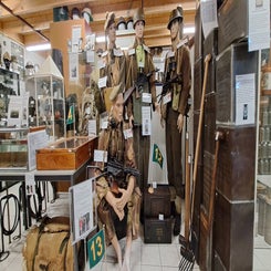 2024_2866-museum-ergens-in-nederland-te-emmen-27-sep-standard.jpg