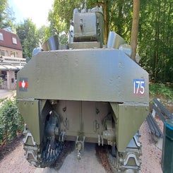 2025_1599-sherman-tank-op-de-langenberg-herinnert-aan-de-bevrijding-van-ede-28-mei-standard.jpg