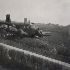 2025_2953-bft-slag-om-den-haag-veel-junkers-ju-52-moesten-een-noodlanding-maken-of-werden-neergeschoten-op-10-mei-1940-standard.jpg