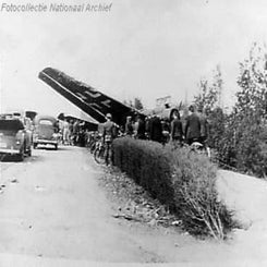 2025_2966-bft-slag-om-den-haag-veel-junkers-ju-52-moesten-een-noodlanding-maken-of-werden-neergeschoten-op-10-mei-1940-standard.jpg