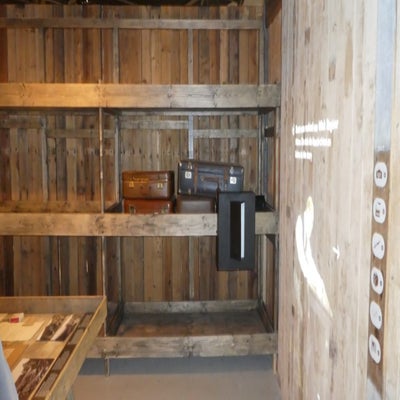overloon83-2.jpg