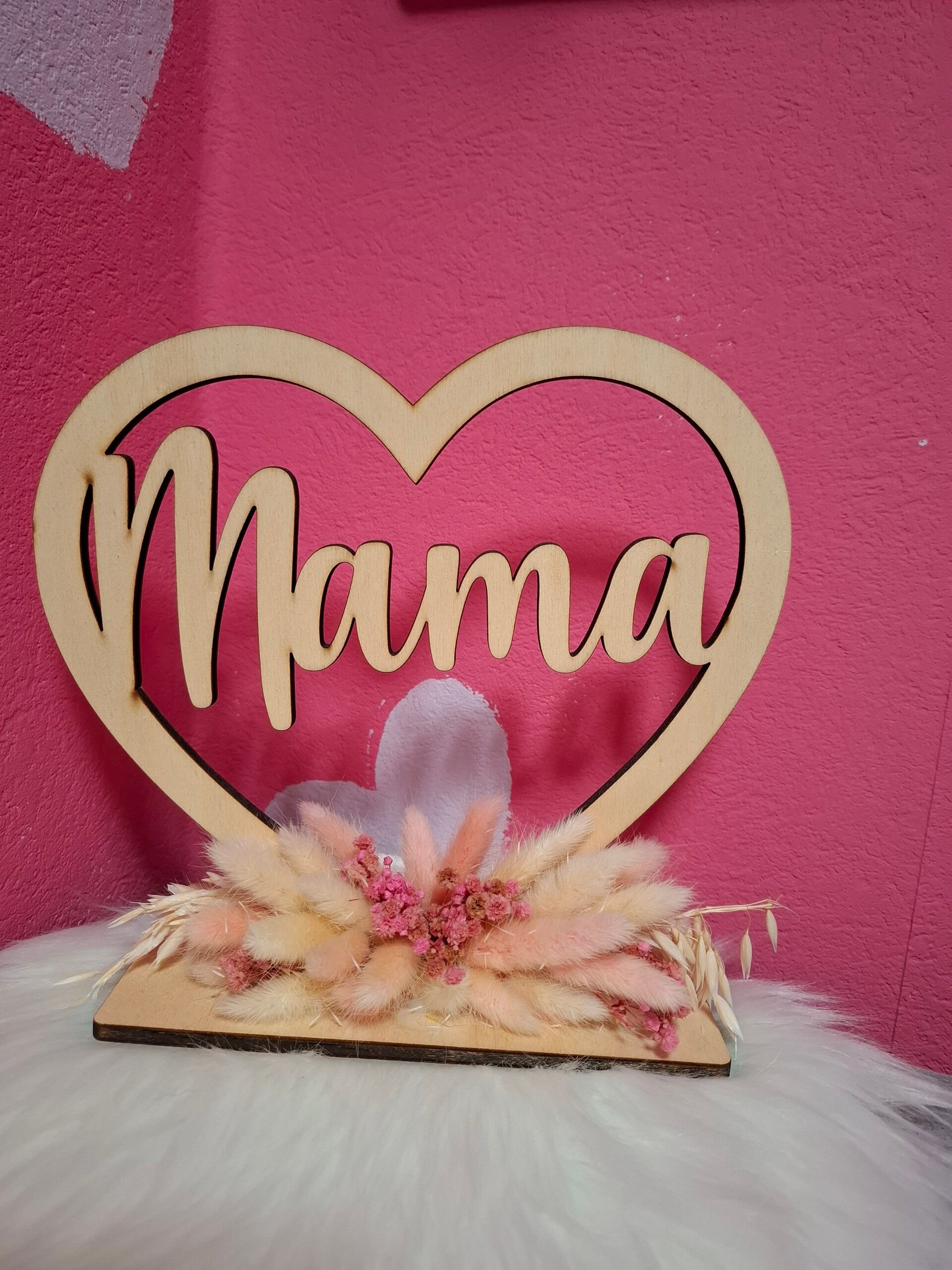 Hoop (hart) mama met droogbloemen