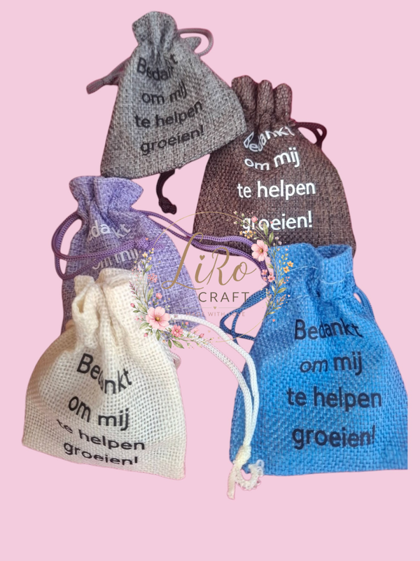 Jutten zakjes bedankt om mij te helpen groeien