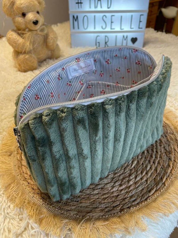 Trousse de toilette grande ouverture