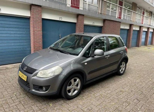 Suzuki SX4 1.6i 16V Automaat met Keyless - Clima - NAP