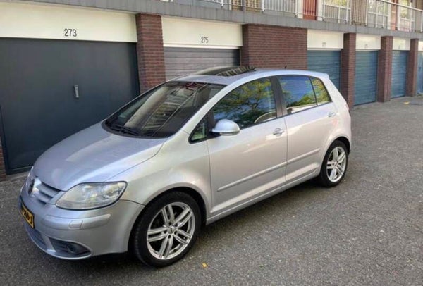 Volkswagen Golf Plus Highline 2.0 FSi Automaat