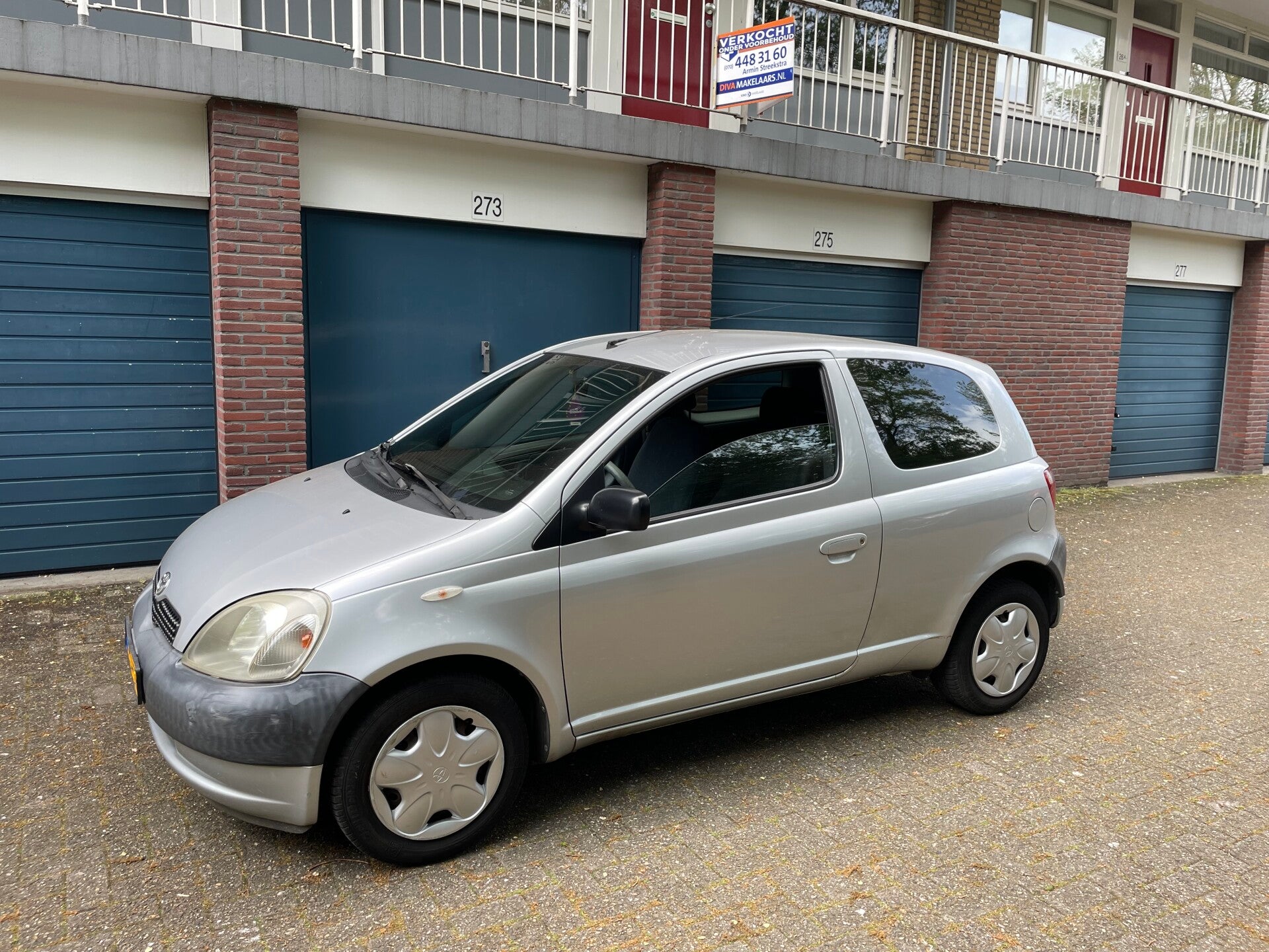 Toyota Yaris 1.0 16V Vvti 3 Deurs incl. NAP