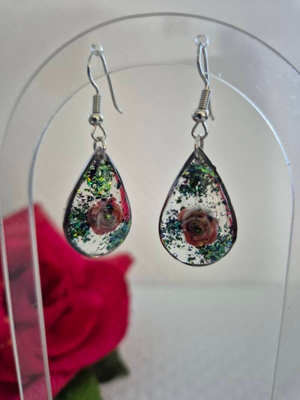 Lot boucle d'oreille et collier assorties