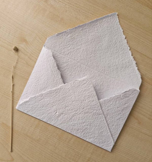 Handgeschöpfter Briefumschlag