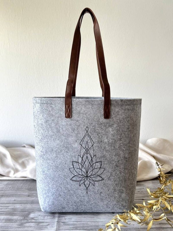 Filztasche groß "Yoga"