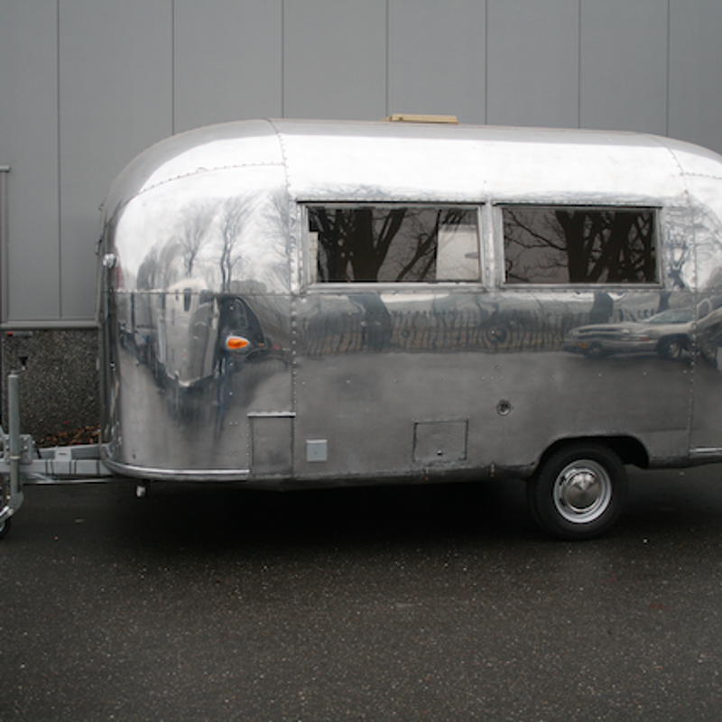 americanway_airstream_bambi_2.png