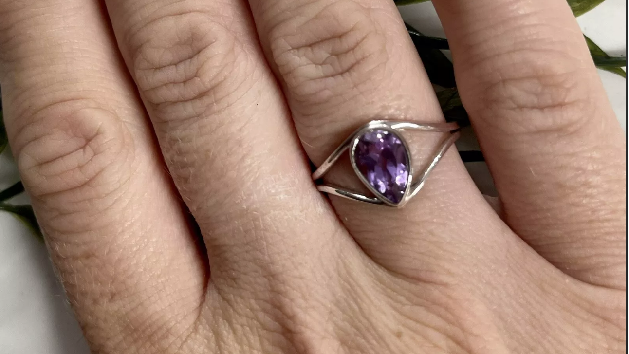 Amethyst Pear Cut Ring Gemstone 925 Sterling Silver Size L Crystal Dainty